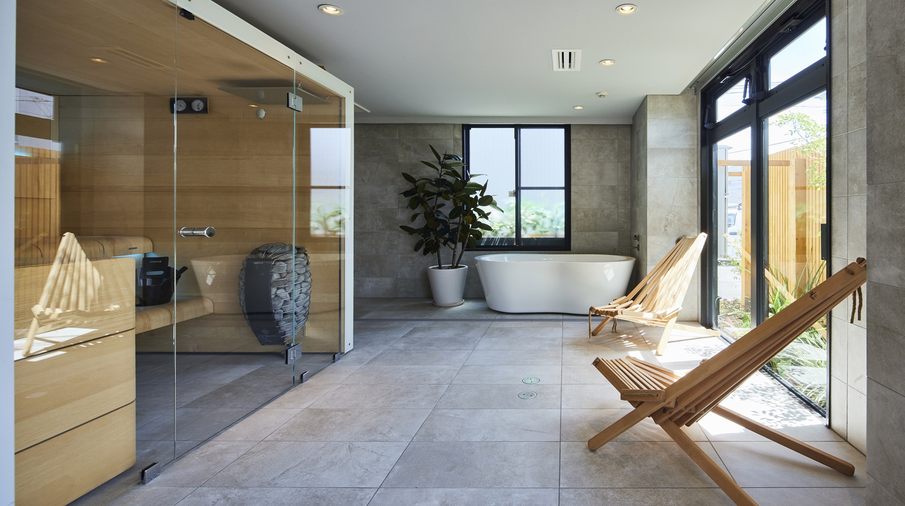 株式会社藤原紹介